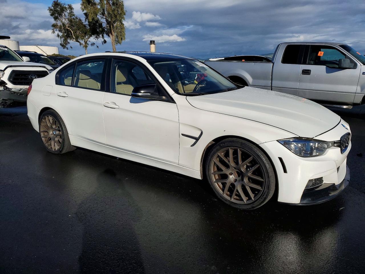 2012 BMW 328 i
