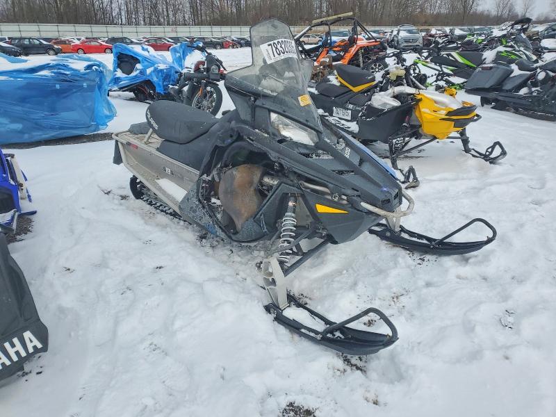 2014 Polaris Indy