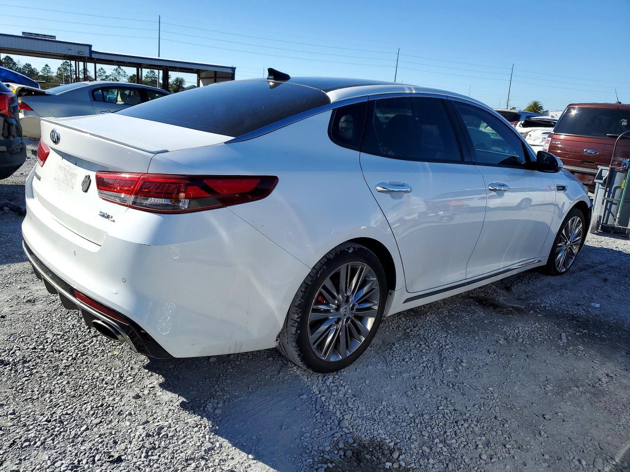 2016 KIA Optima sxl Turbo