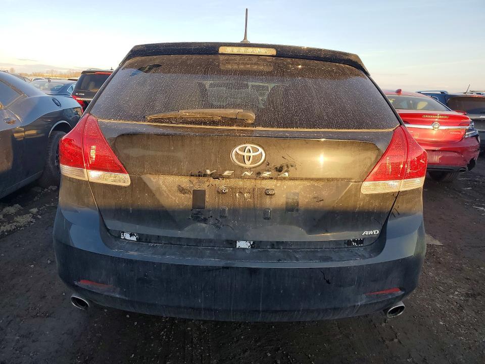 2011 Toyota Venza awd V6