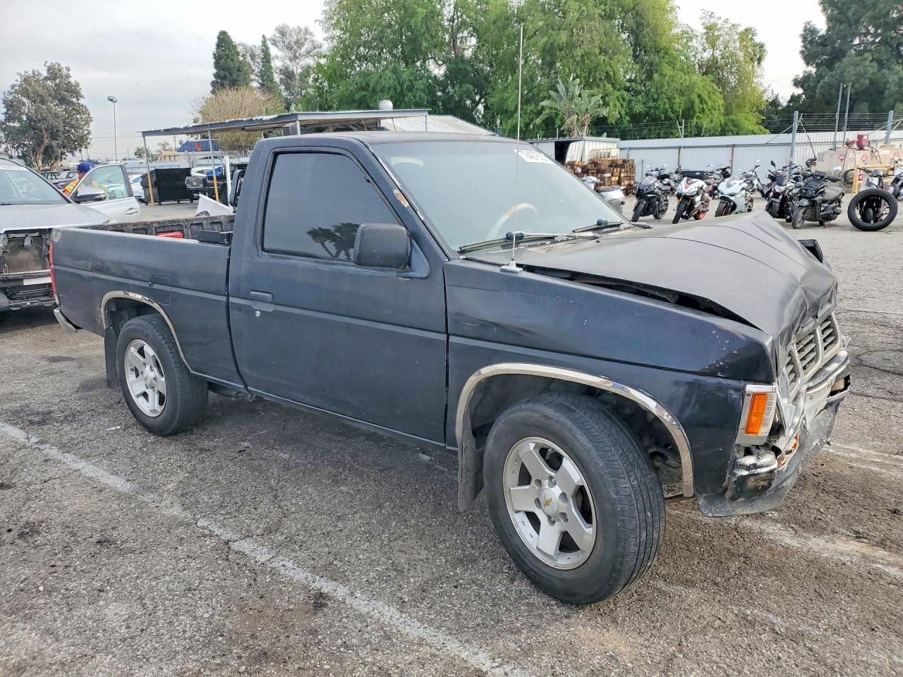 1986 Nissan D21 Short bed