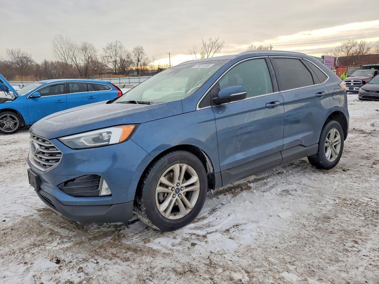 2019 Ford Edge sel