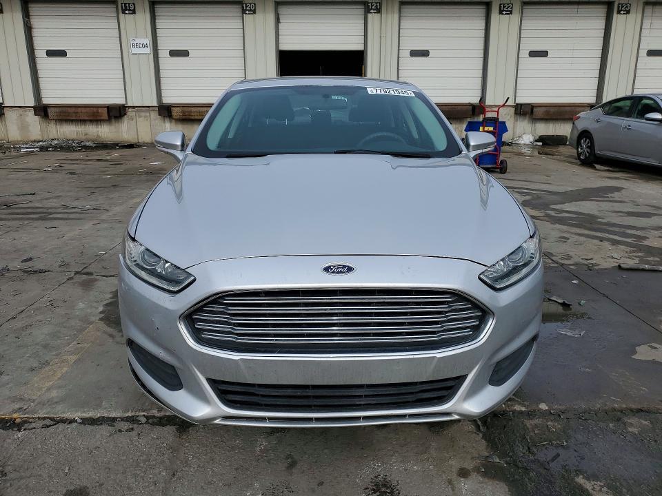 2016 Ford Fusion se Hybrid