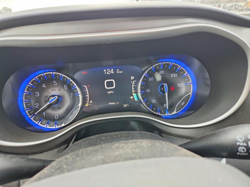 2022 Chrysler Pacifica Touring l