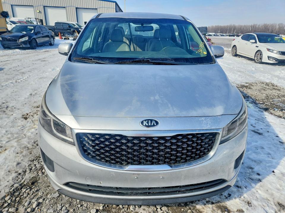 2016 KIA Sedona l