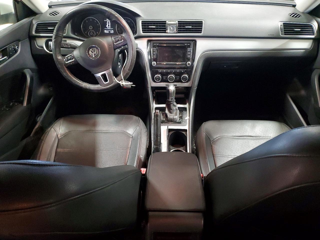 2012 Volkswagen Passat se