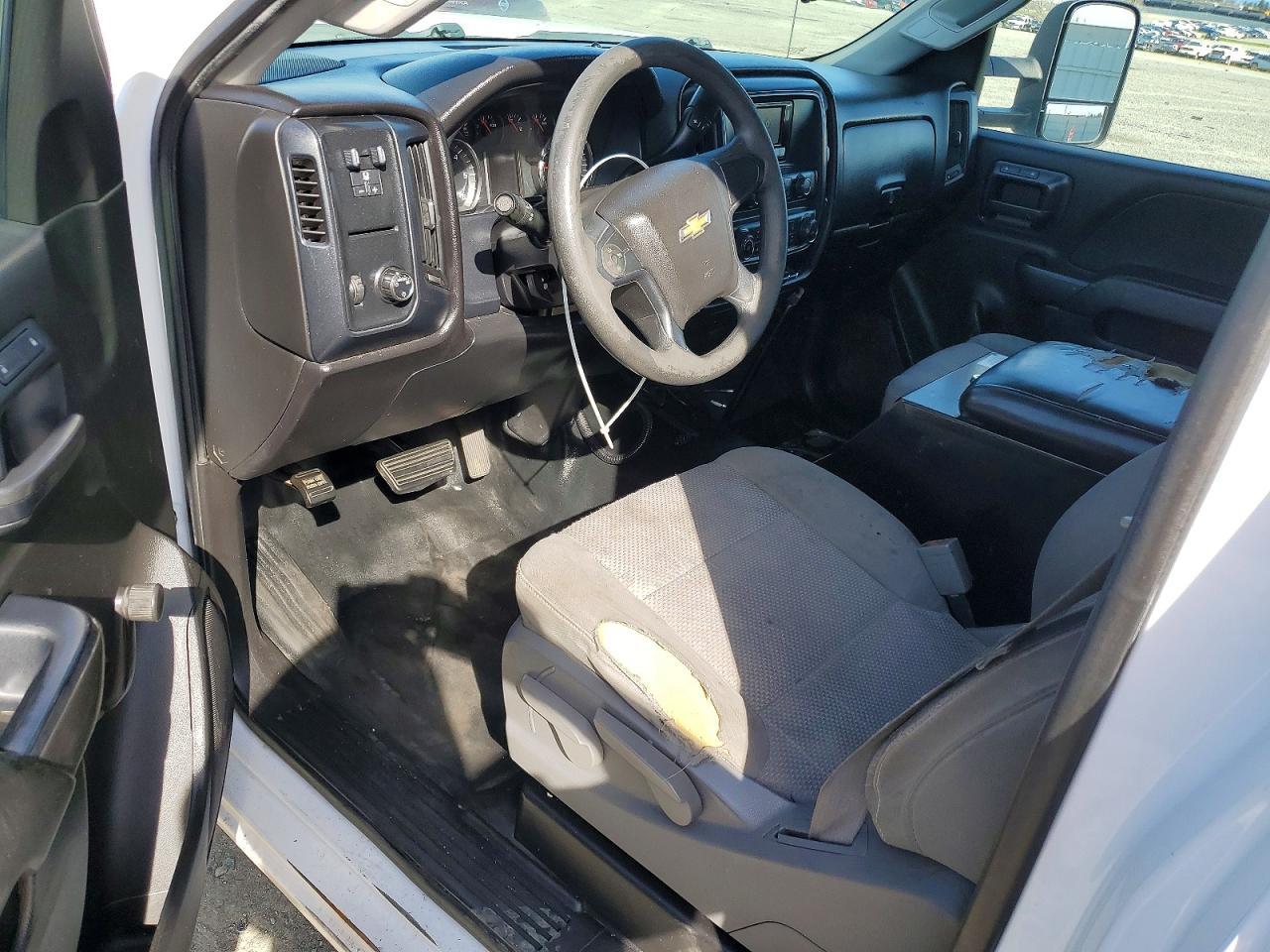 2015 Chevrolet Silverado 2500 Utility / Service Truck