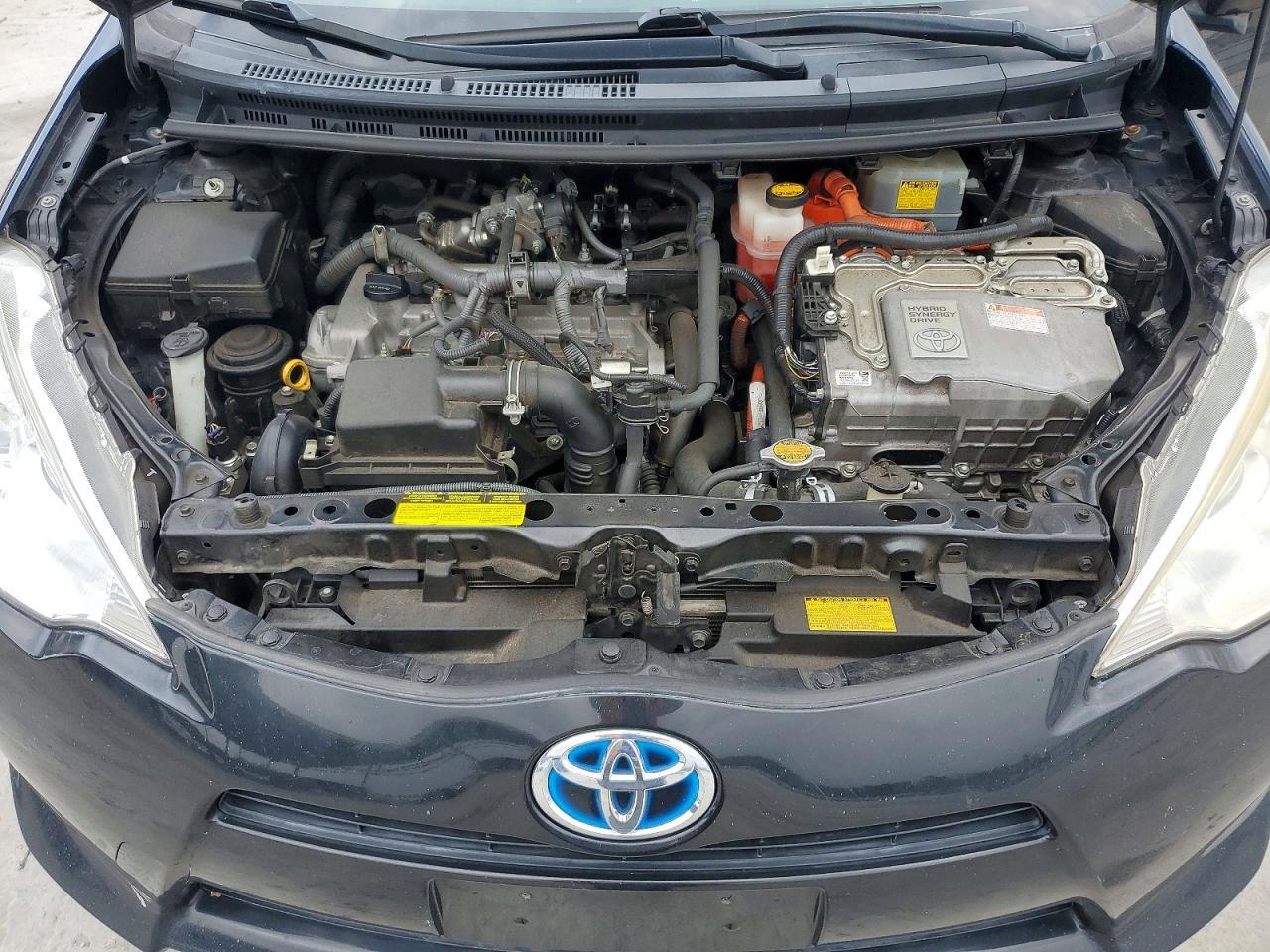 2014 Toyota Prius c