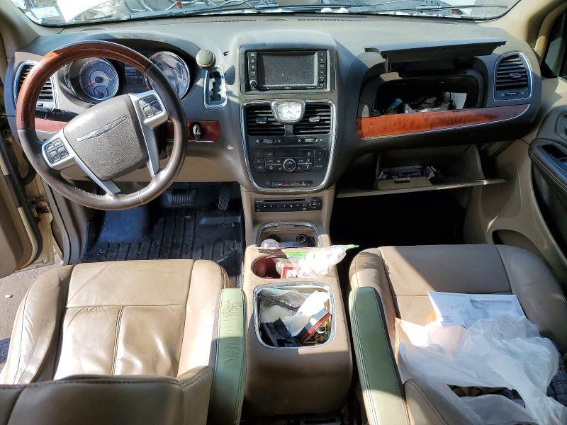 2013 Chrysler Town & Country Limited