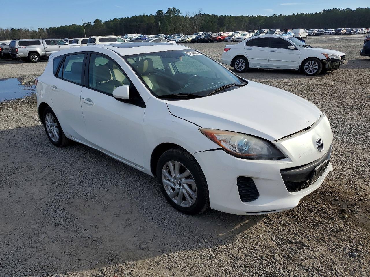 2013 Mazda 3 I