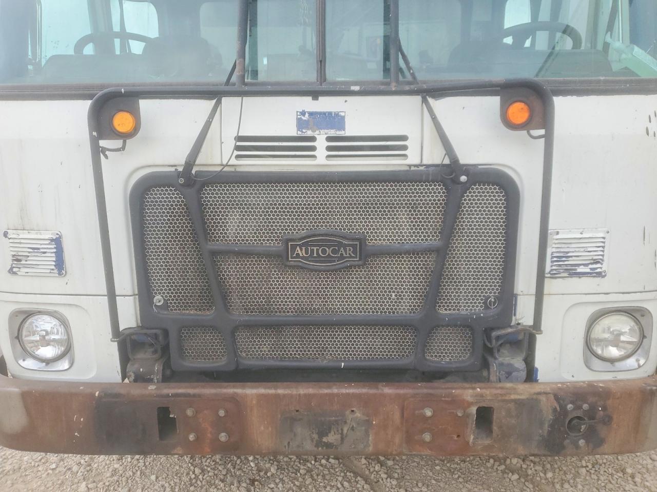 2015 Autocar Llc Xpeditor