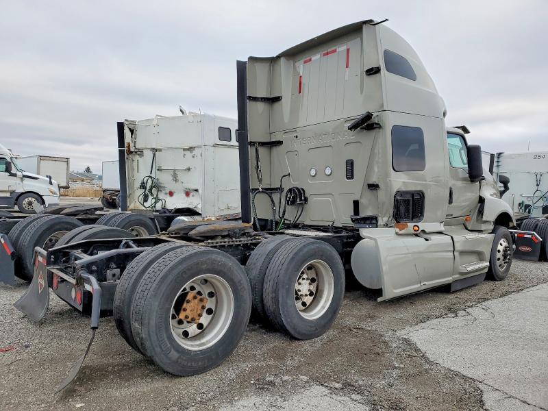 2023 International Lt625