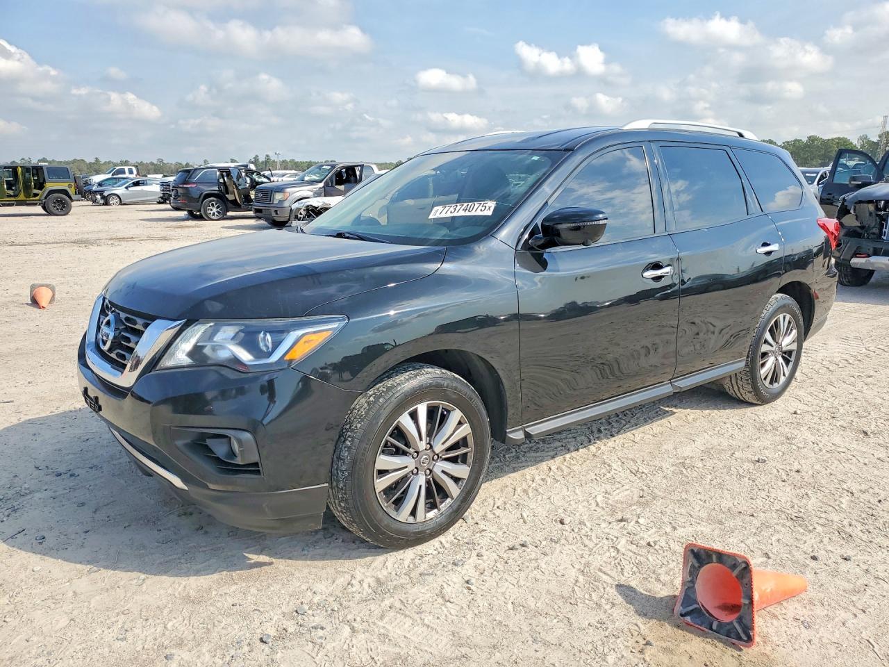 2018 Nissan Pathfinder s