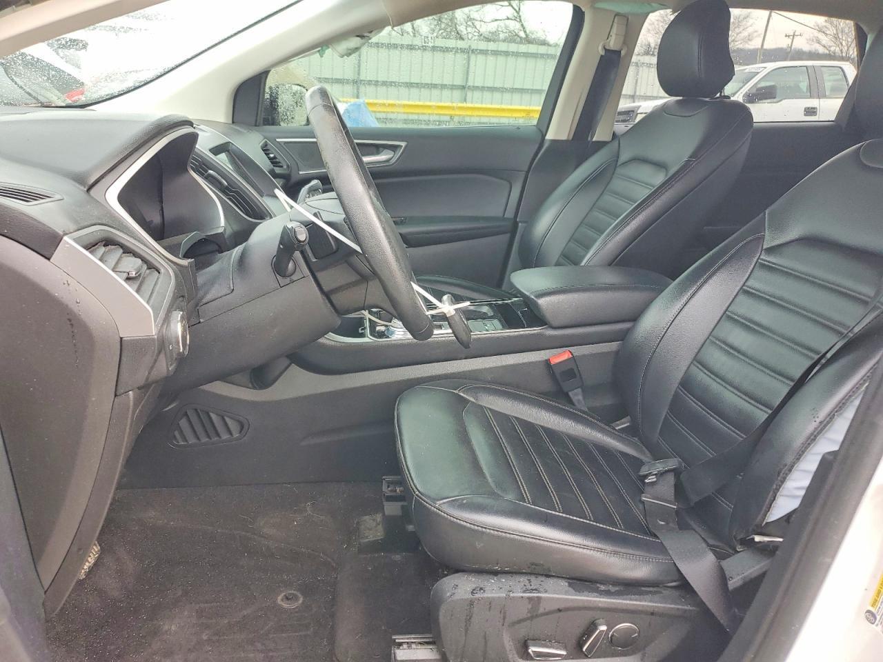 2019 Ford Edge sel