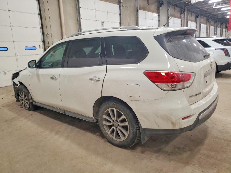 2016 Nissan Pathfinder s