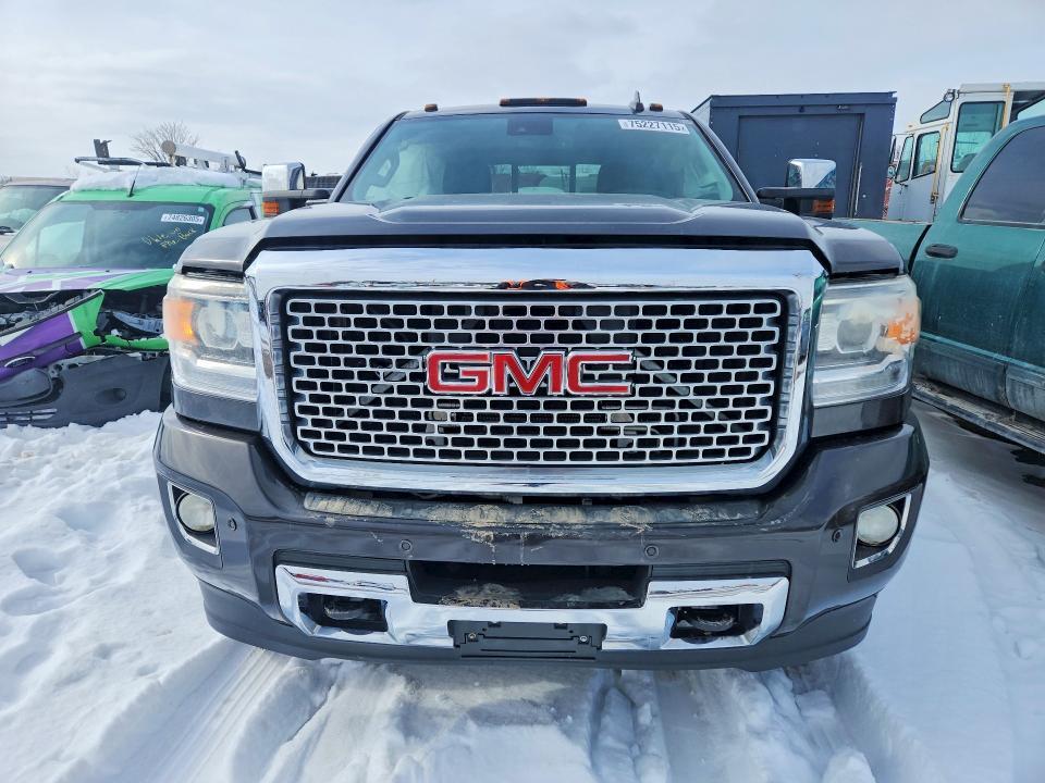 2015 GMC Sierra K2500 Denali
