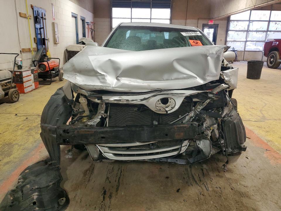 2009 Toyota Camry le