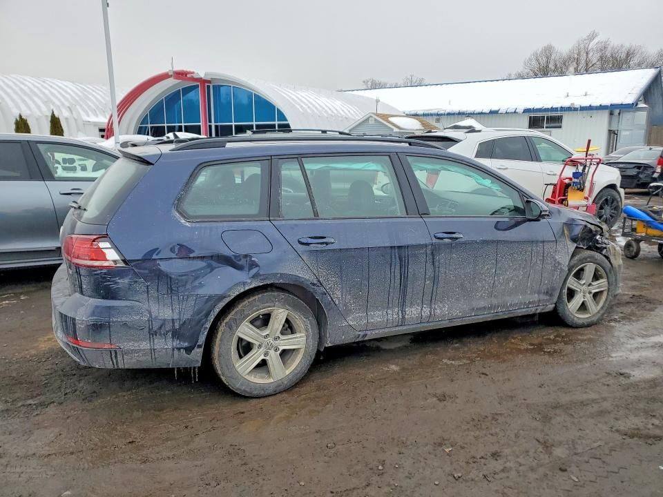 2018 Volkswagen Golf Sportwagen s