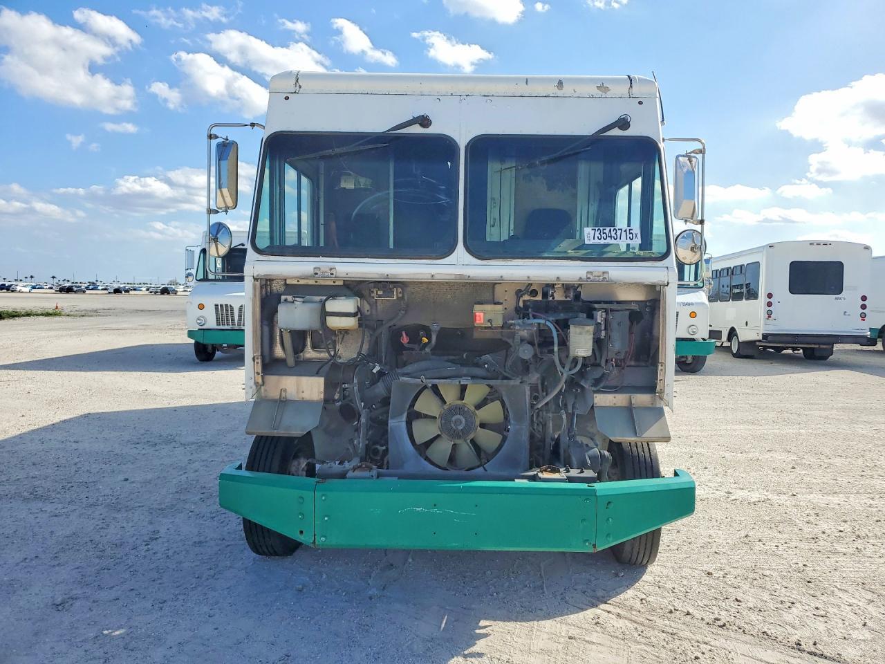 2012 Workhorse Custom Chassis 2012 Workhorse W62 Delivery Truck