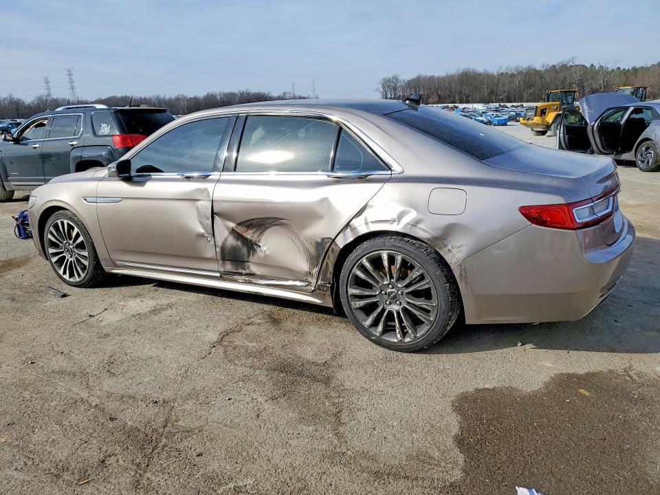 2018 Lincoln Continental Select