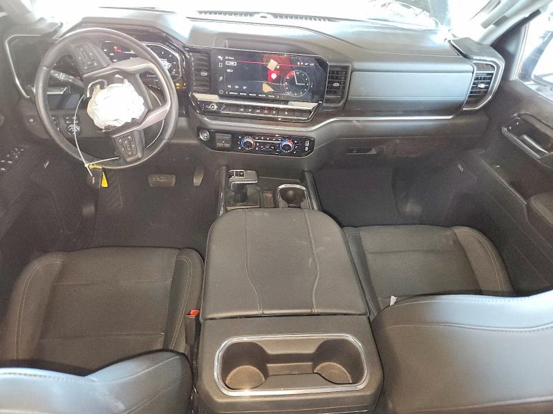 2023 GMC Sierra K1500 SLT