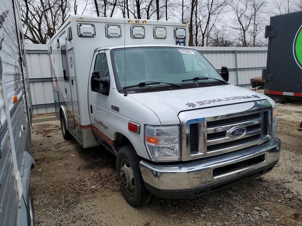 2018 Ford E350 Ambulance