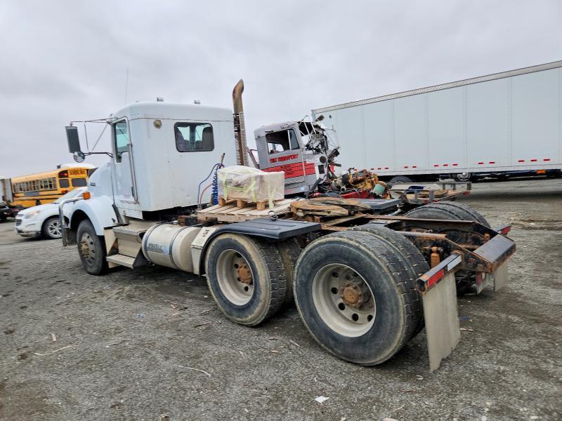 2009 Kenworth T880 Semi Truck