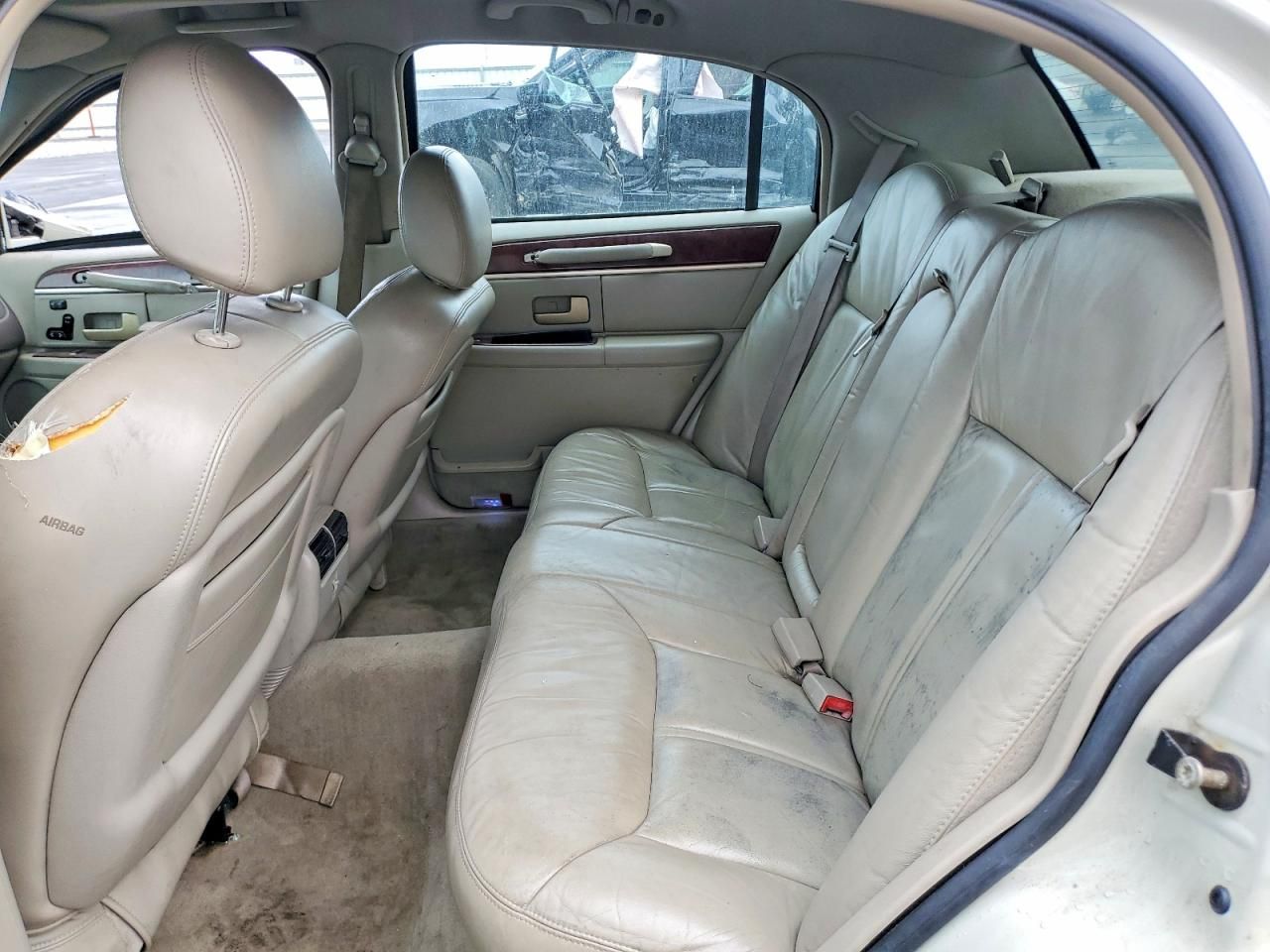 2005 Lincoln Town car Signature Limited