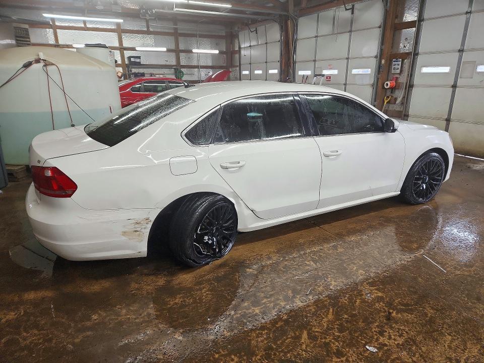2013 Volkswagen Passat se