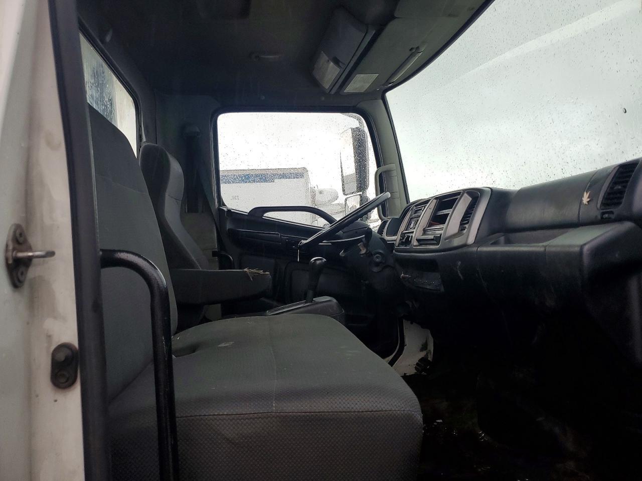 2017 Hino 258 268