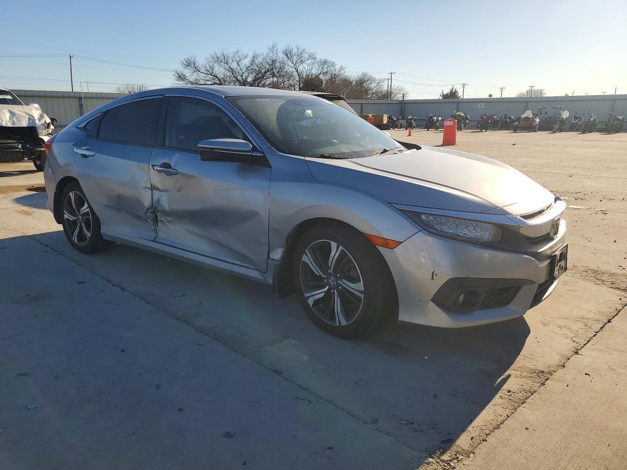 2018 Honda Civic Touring