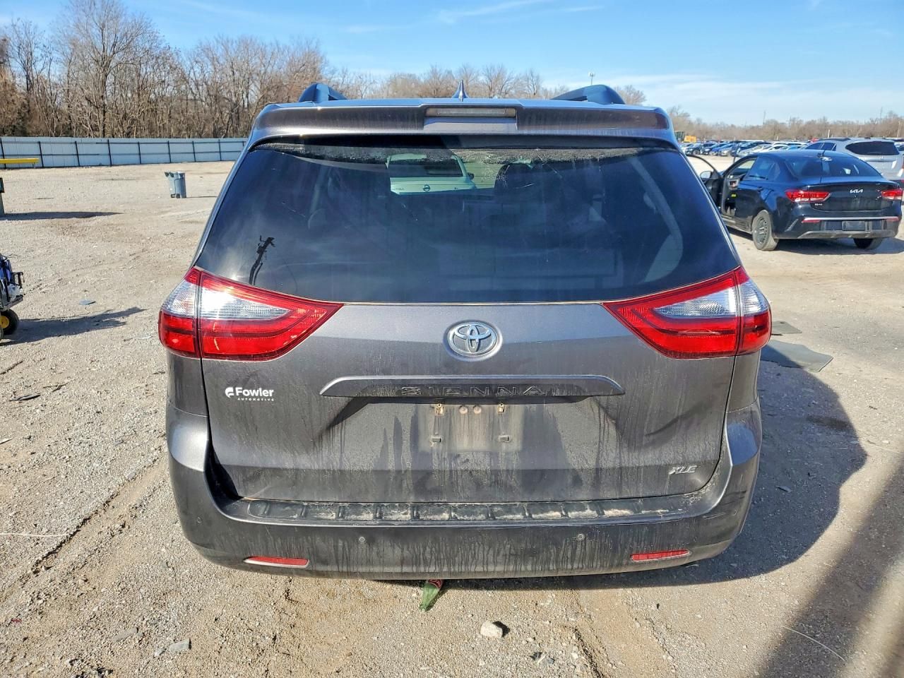 2020 Toyota Sienna xle