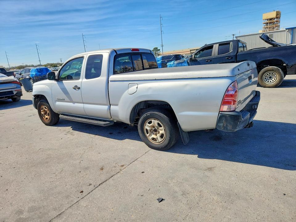2005 Toyota Tacoma Base