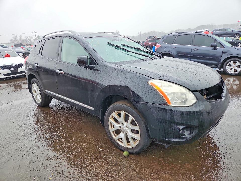 2011 Nissan Rogue s