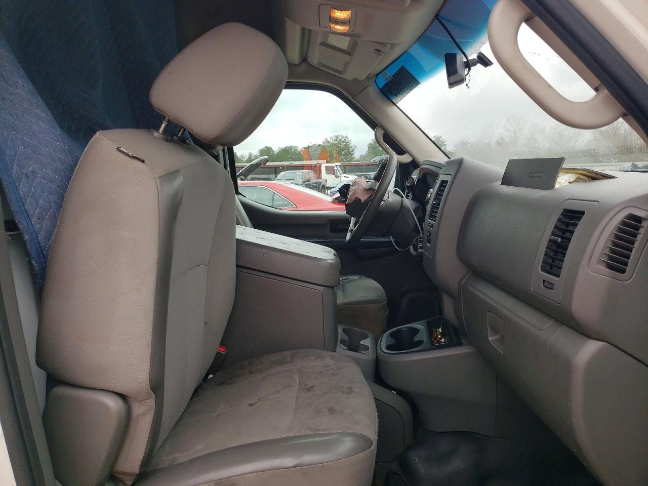 2012 Nissan NV