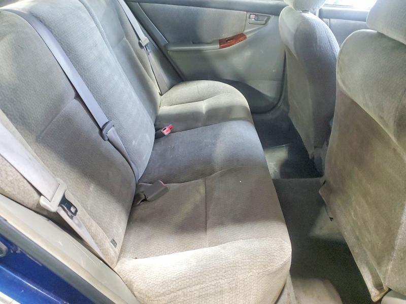 2004 Toyota Corolla ce