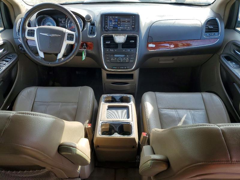 2014 Chrysler Town & Country Touring