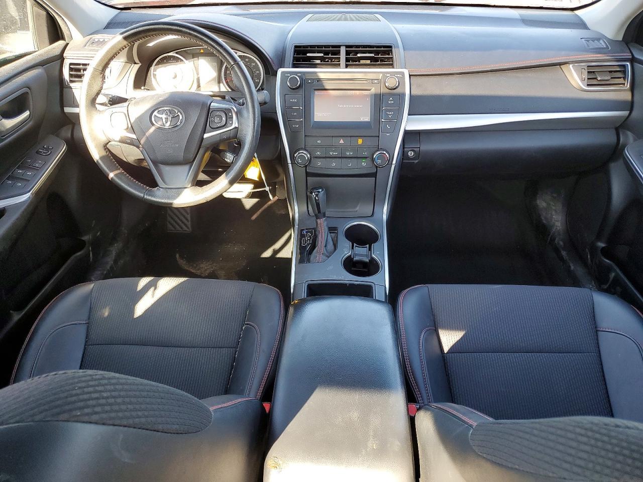2017 Toyota Camry le