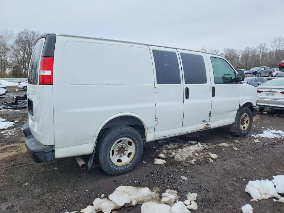 2015 Chevrolet Express G2500