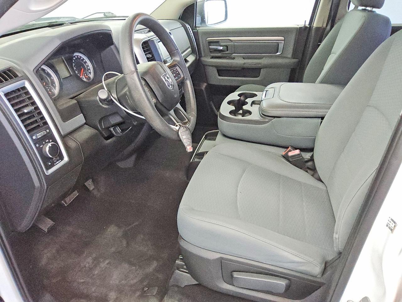 2020 Dodge RAM 1500 Classic SLT