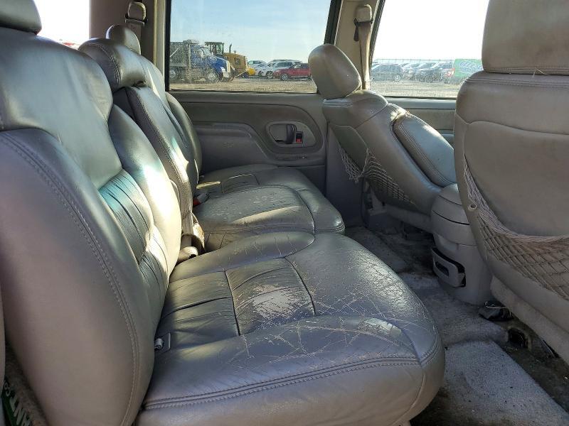 1999 Chevrolet Suburban C1500
