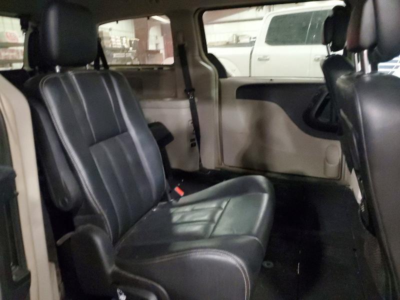 2014 Chrysler Town & Country Touring l