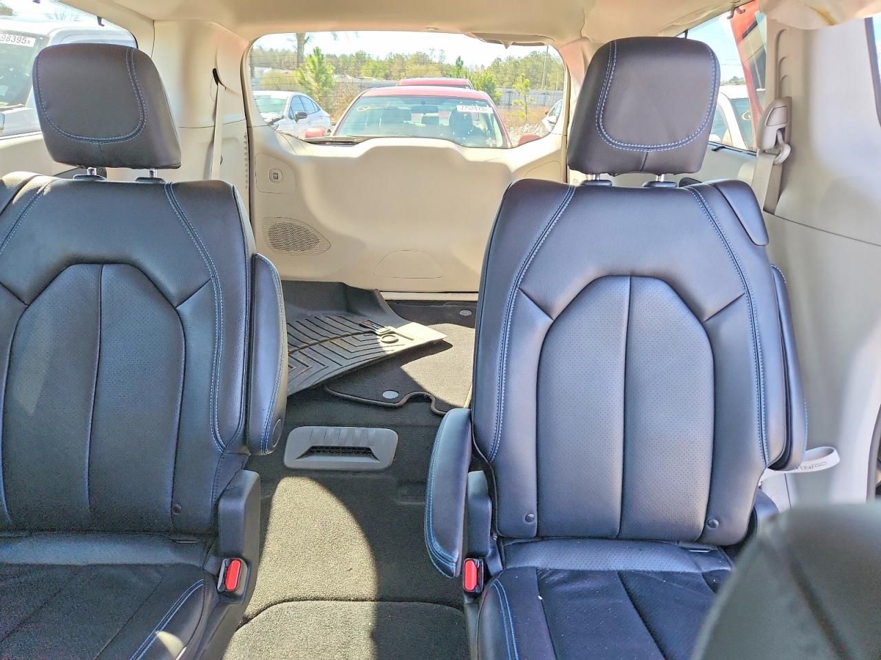 2021 Chrysler Pacifica Touring l