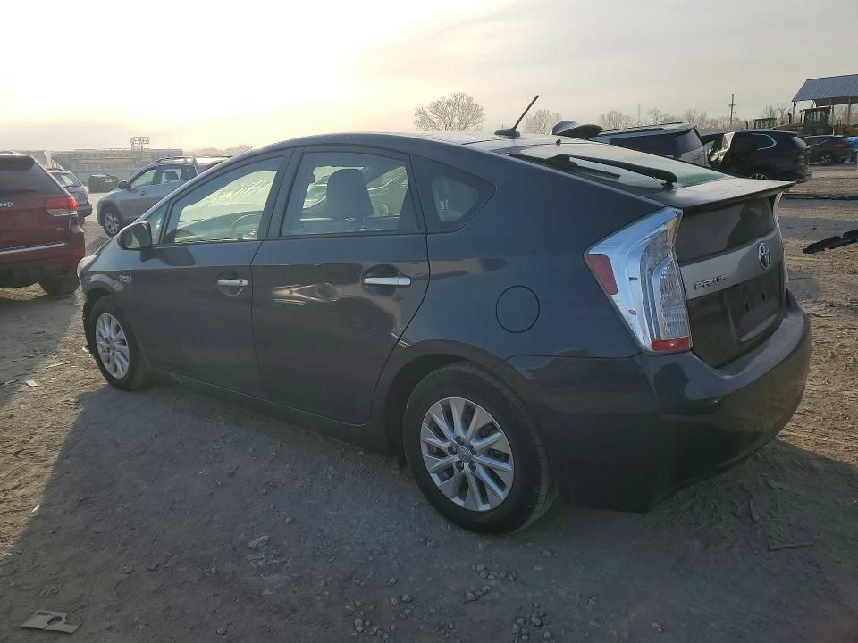 2015 Toyota Prius Plug-in Hybrid Base