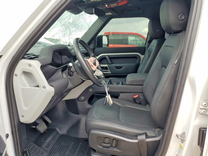 2023 Land Rover Defender 110 s