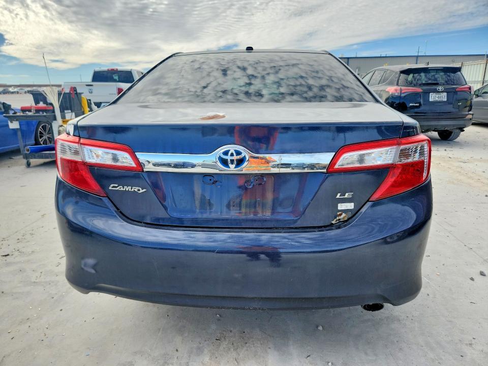 2014 Toyota Camry Hybrid