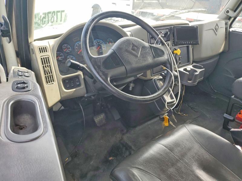 2012 International 4300 box Truck