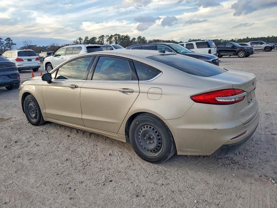 2019 Ford Fusion s