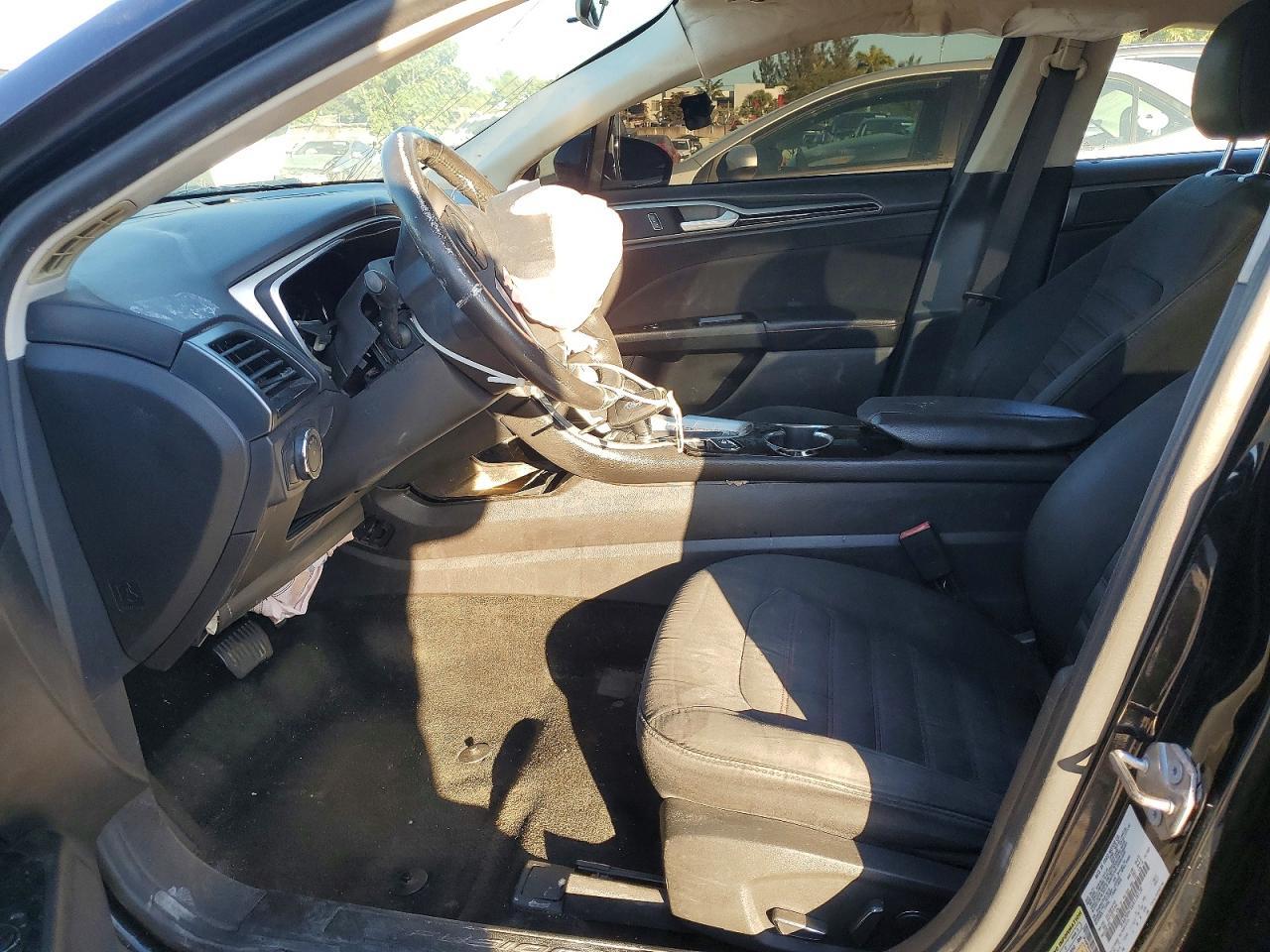 2016 Ford Fusion se