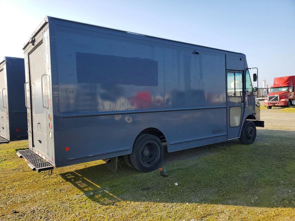 2020 Freightliner Chassis m Line Walk-in van